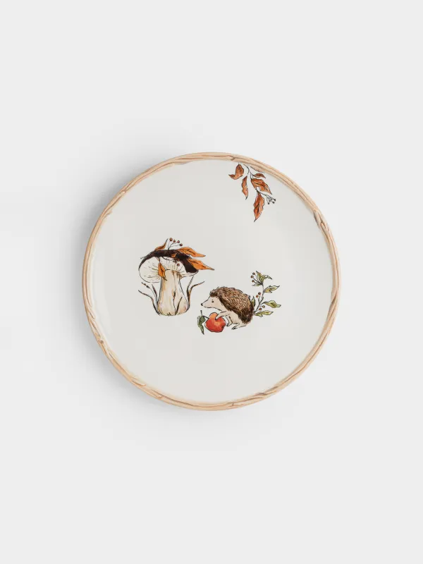 Тарелка обеденная, 28 см, керамика D, молочная, Еж с яблоком и гриб, Forest hedgehog, image-0