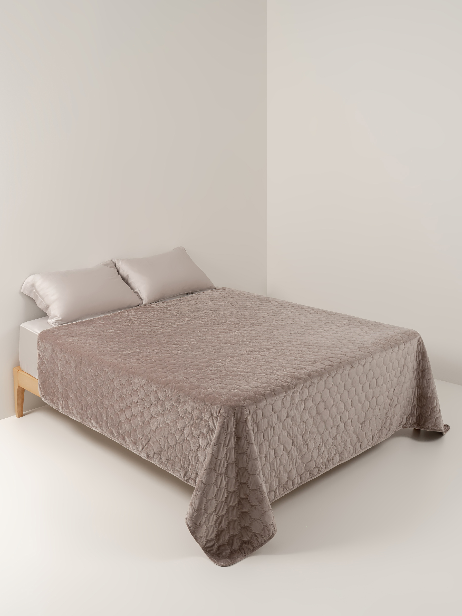 Төсек, 220х240 см, төсеніш, барқыт/микрофибра, қоңыр, Бал, Lion, Stitch velvet, image-5