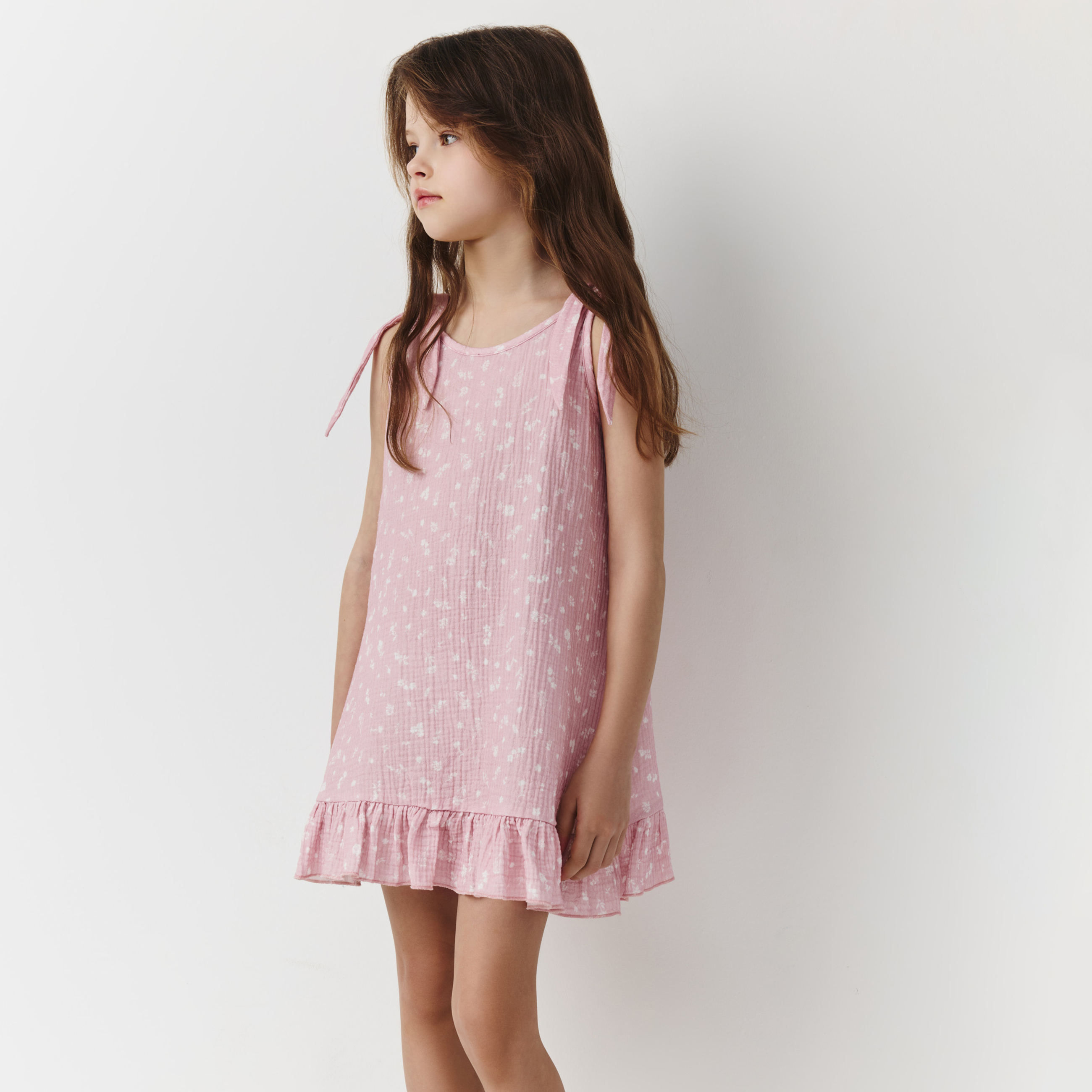 Балалар көйлегі, өлшемі 104 см, белдіктері бар, желбіршектері бар, муслин, қызғылт, Гүлдер, Hayley, image-0