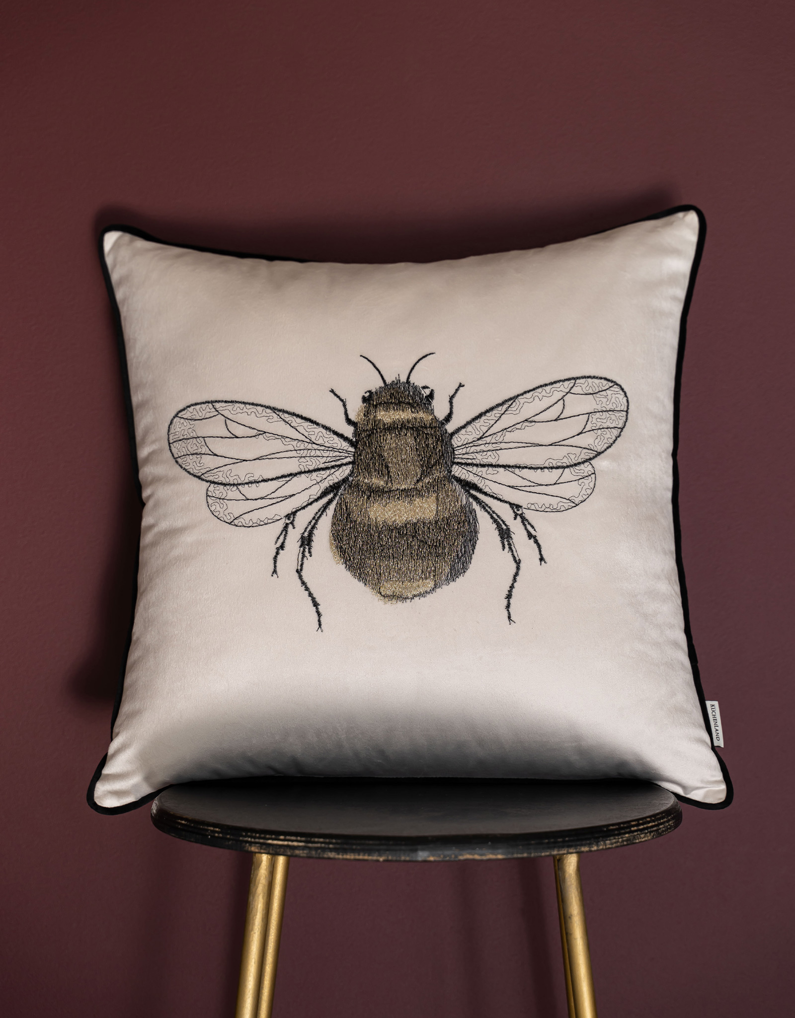 Подушка декоративная, 45х45, вельвет, молочная, Шмель, Bugs, image-6
