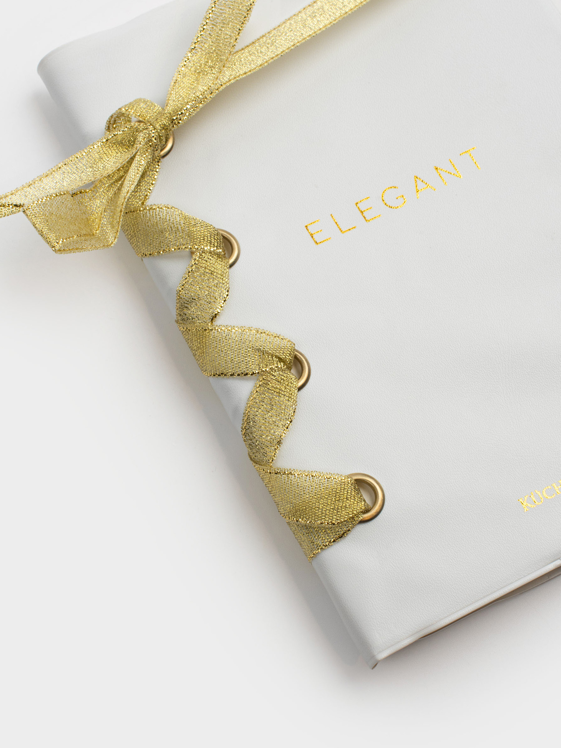 Жазбаға арналған блокнот, 13х18 см, 80 л, таспасы бар, ПВХ, сүт түстес, Elegant, Stationery, image-1