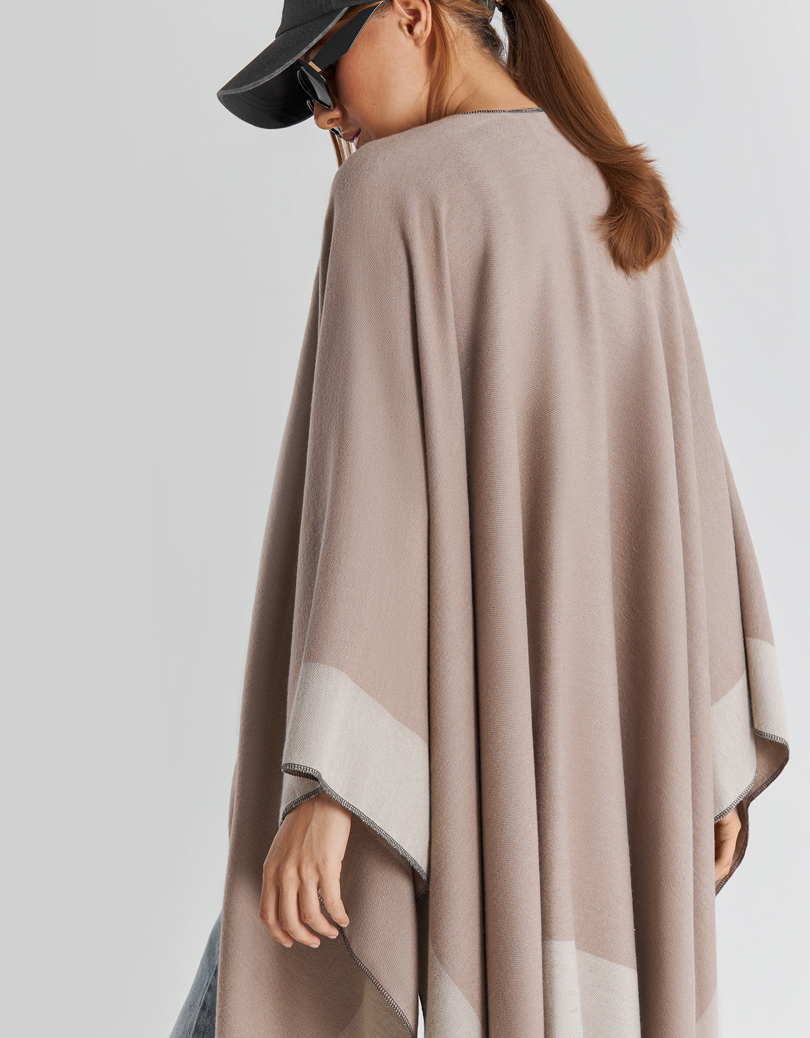 Пончо, 160х135 см, полиэстер/вискоза, бежевое, Полосы, Poncho, image-3