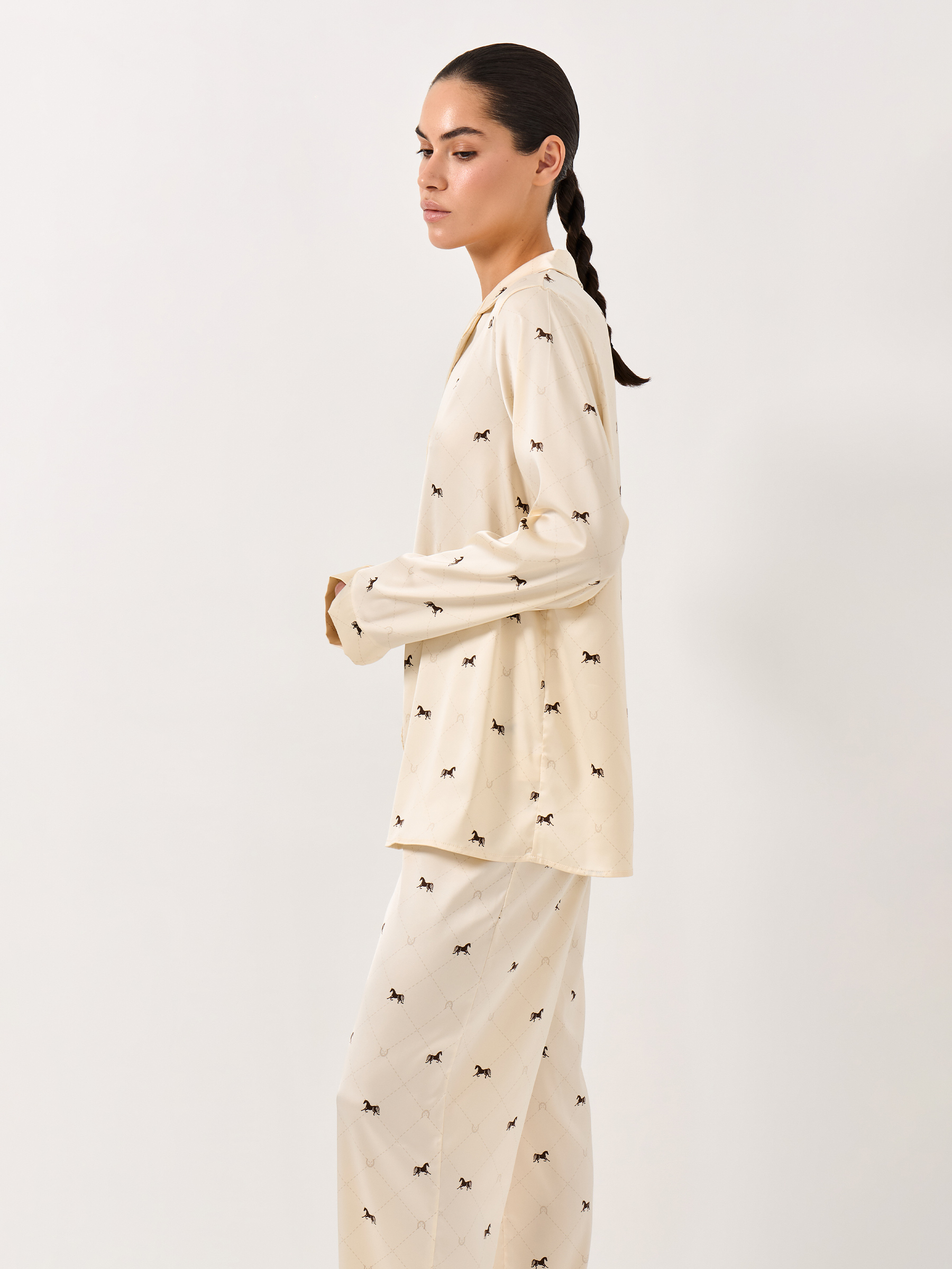 Әйелдер жейдесі, үйге арналған, өлшемі S, ұзын жеңді, полиэстер/эластан, сүт түстес, Жылқы, Luanne, image-2