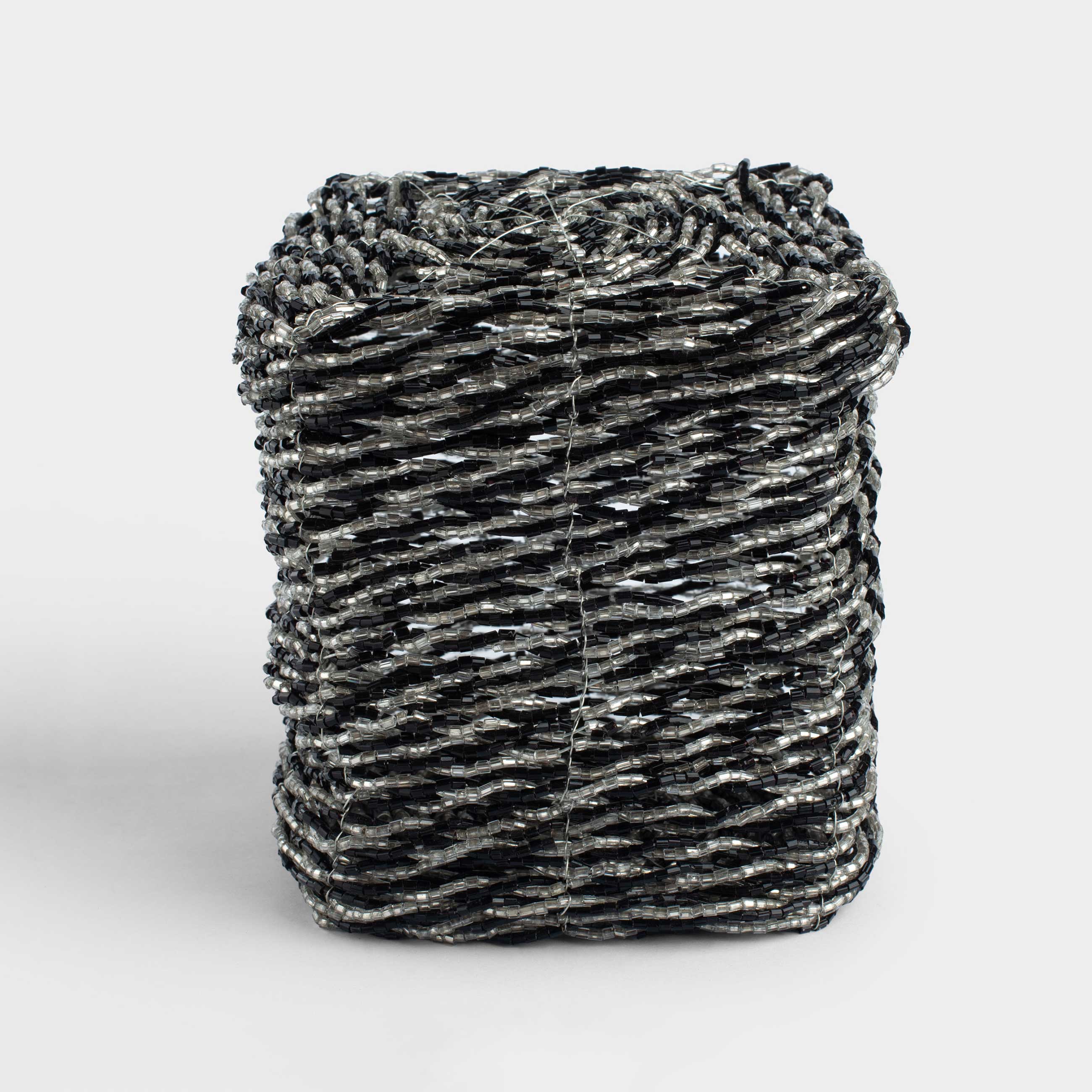 Қобдиша, 10х10 см, моншақ, қара-күміс, Shiny beads, image-0