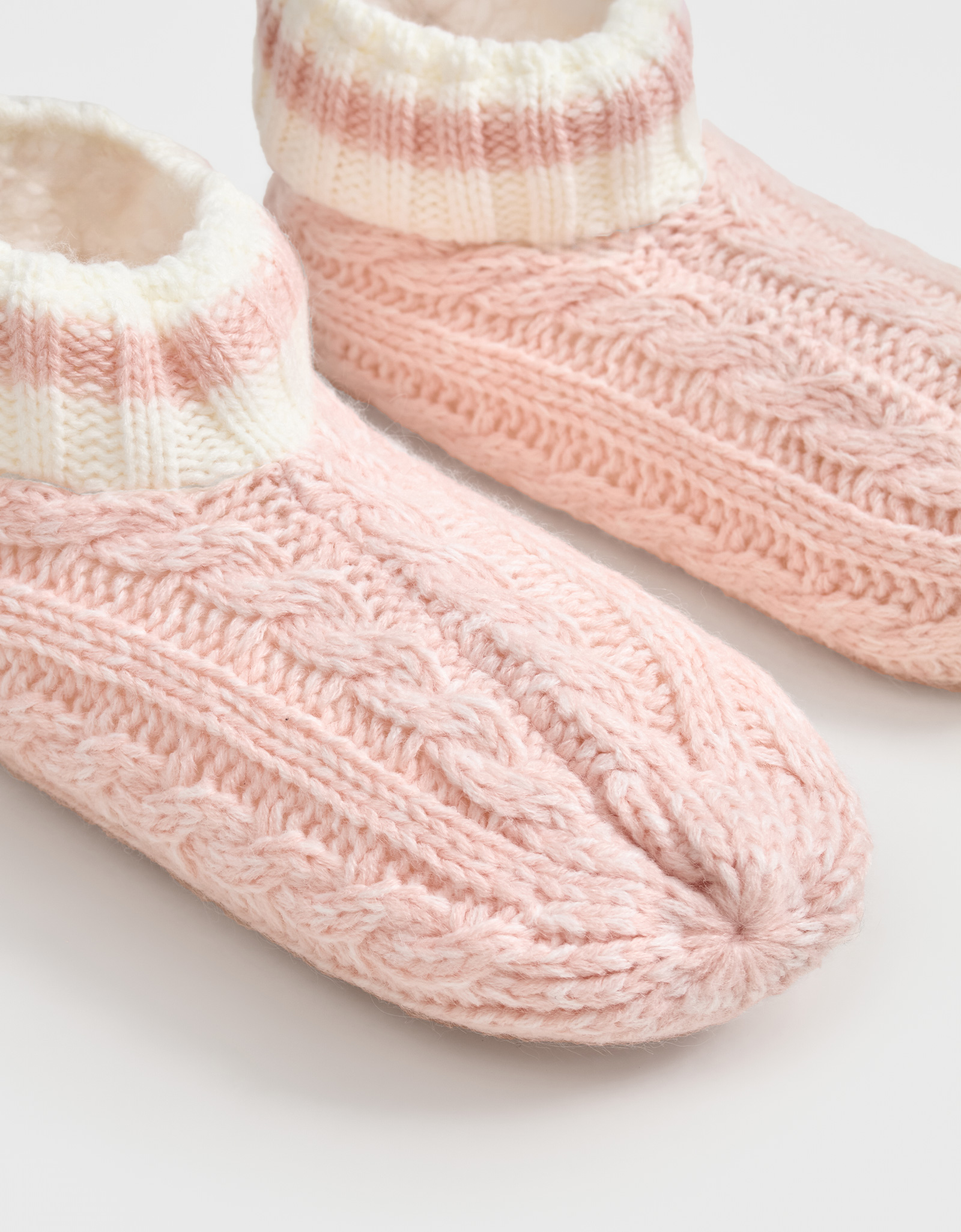 Носки женские, домашние, акрил/шерпа, розовые, Косы, Knitted soft, image-2
