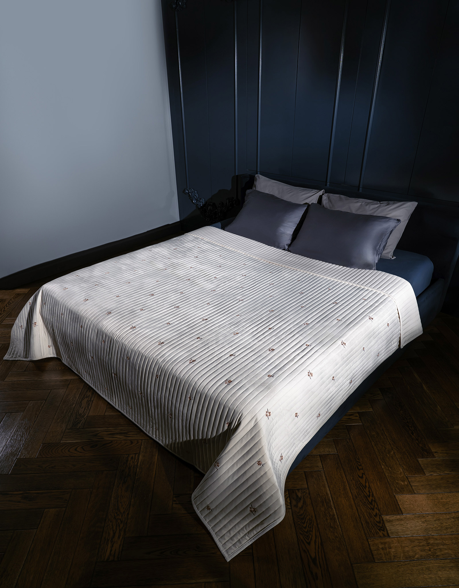 Покрывало, 220х240 см, стеганое, вельвет/микрофибра, молочное, Цветы, Stitch velvet, image-7