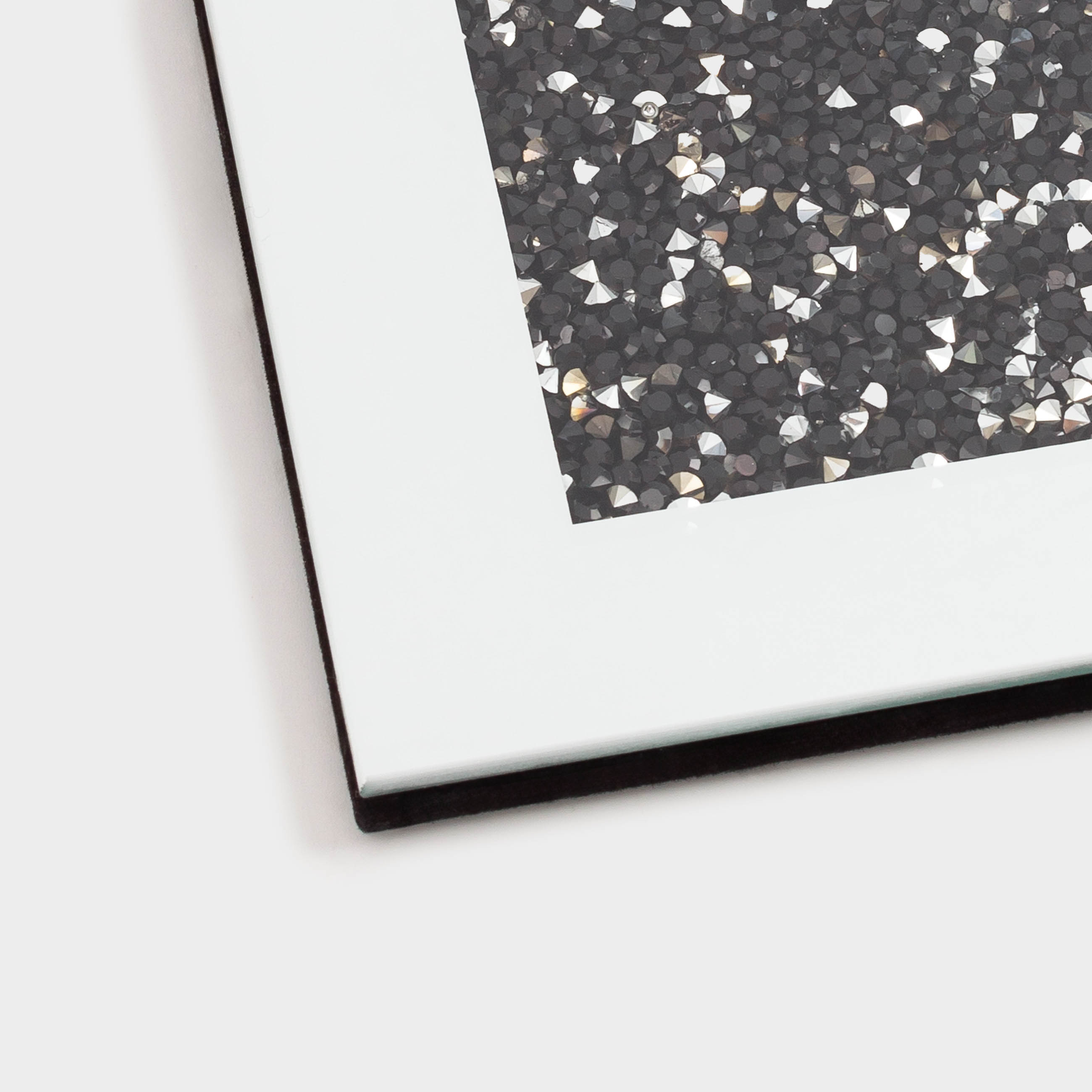 Саптыаяқ тұғыры, 10 см, шыны, шаршы, айна, Қара кристалдар, Glossy crystal, image-2