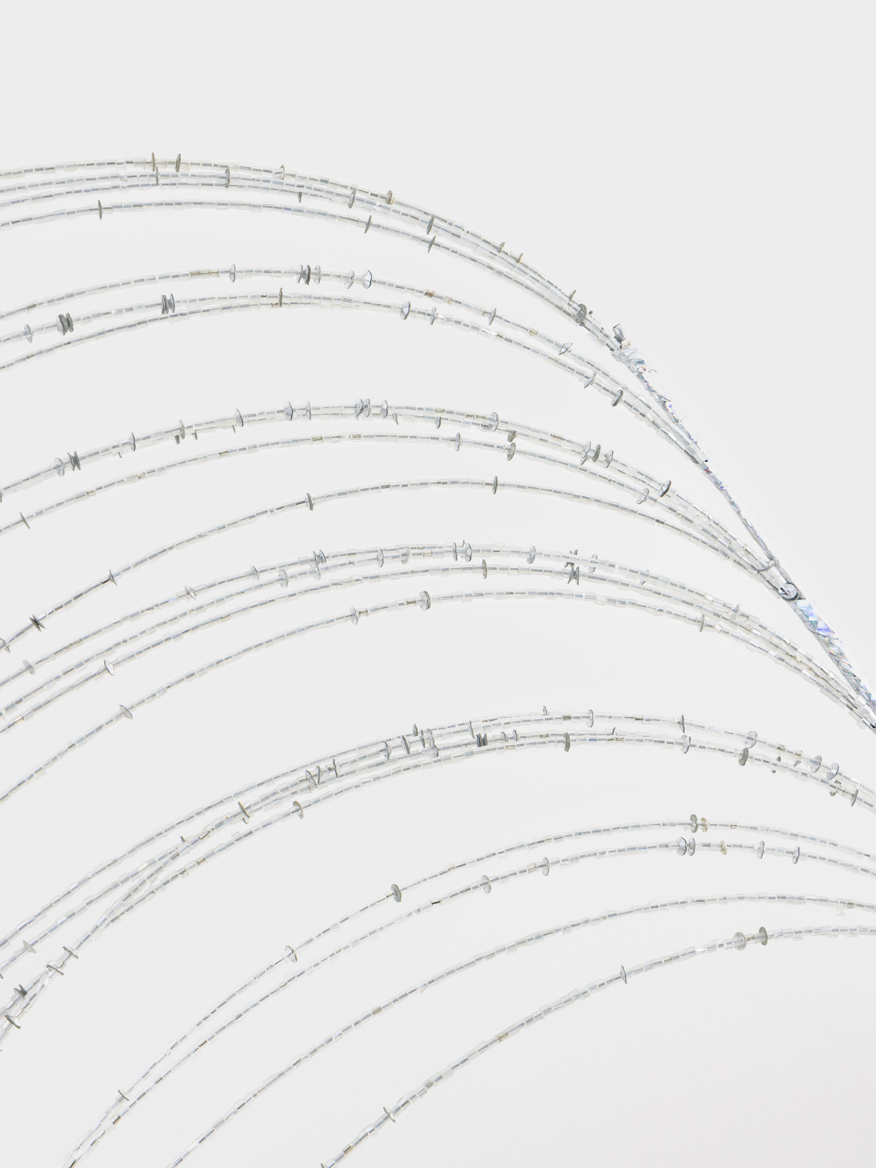 Ветка декоративная, 62 см, бисер/металл, серебристо-красная, Ива, Curved decor, image-2