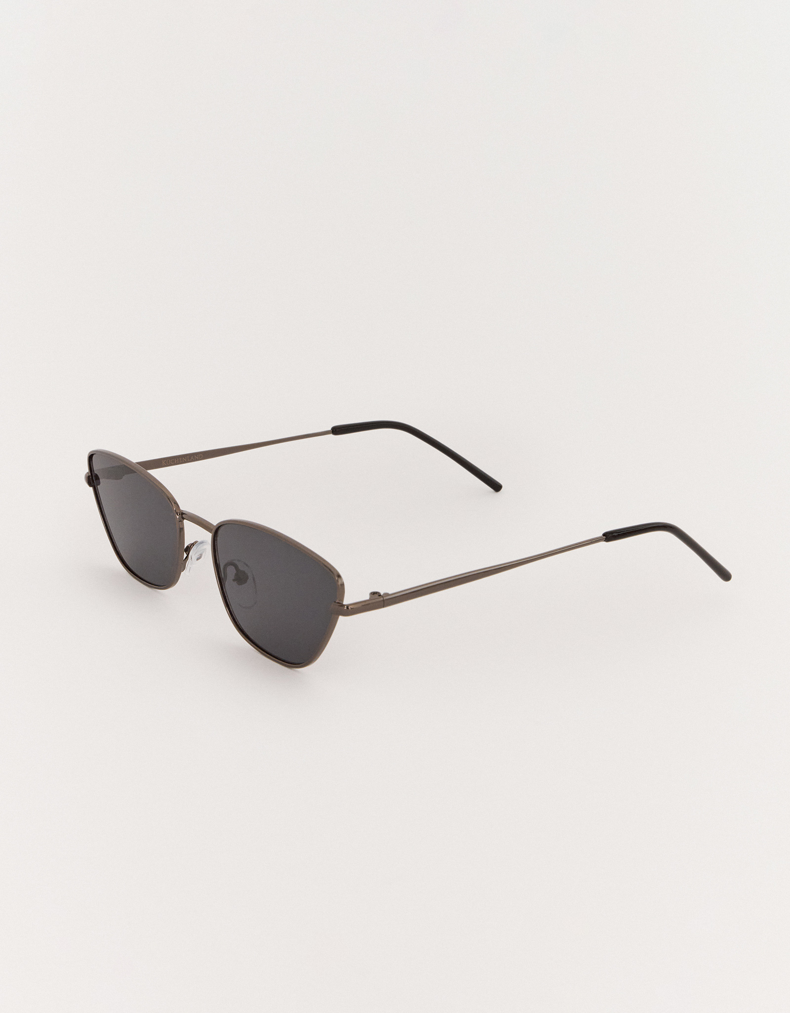 Очки солнцезащитные, металл/пластик, черные, Кошачий глаз, Eyewear, image-1