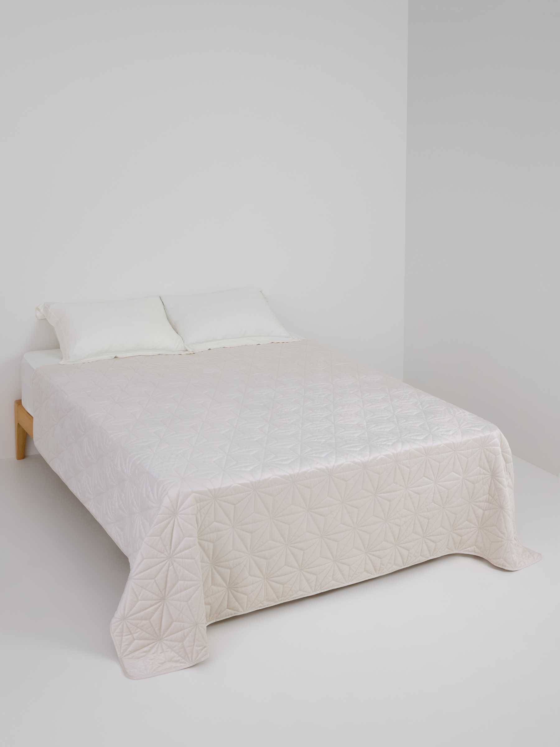 Төсек жапқыш, 220х240 см, сырылған, барқыт/микрофибра, құмды, Toulouse, Stitch velvet, image-1
