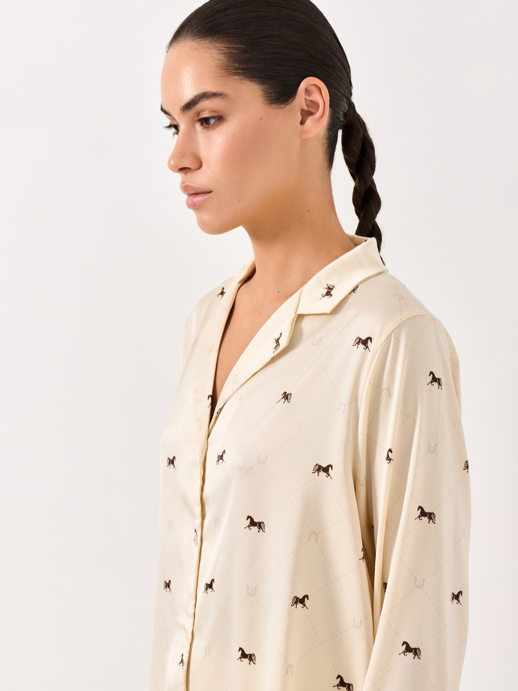 Әйелдер жейдесі, үйге арналған, өлшемі S, ұзын жеңді, полиэстер/эластан, сүт түстес, Жылқы, Luanne, image-1