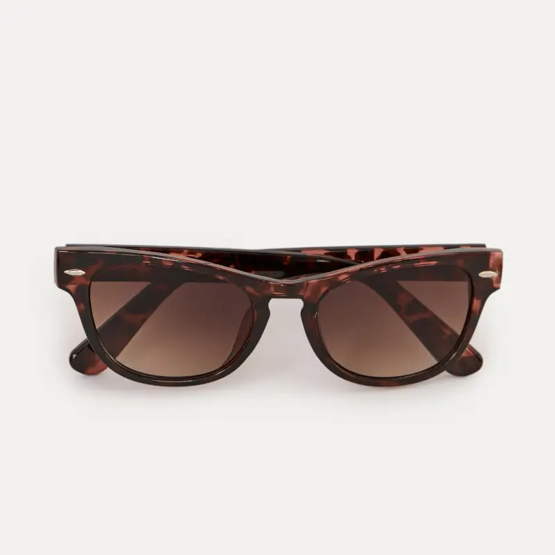 Очки солнцезащитные, пластик, прямоугольные, черепаховые, Eyewear ,image-0