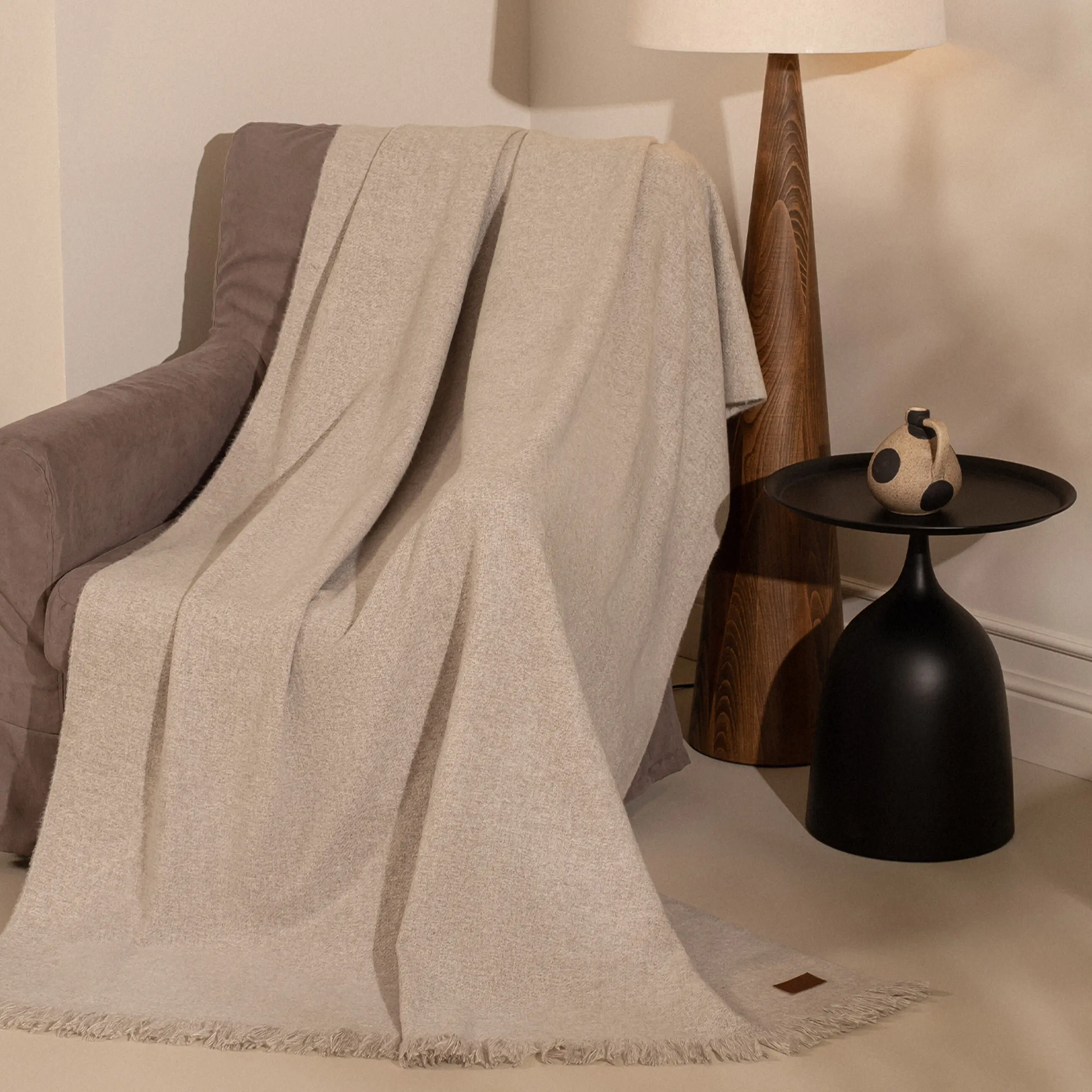 Көрпе, 130х170 см, шашағы бар, полиэстер, ашық қоңыр, Neutral