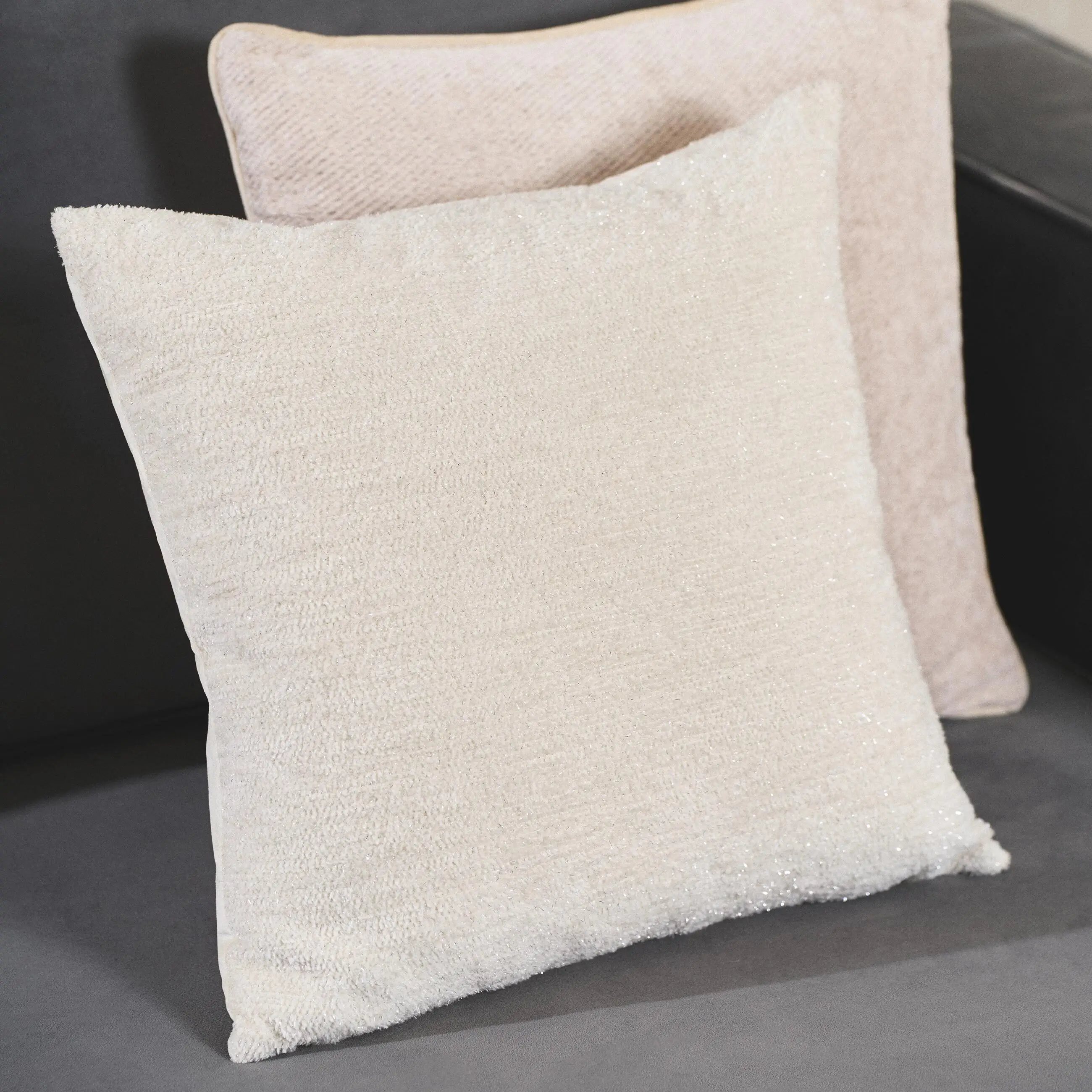 Сәндік жастық, 45х45 см, барқыт, сүт түстес, Velvet