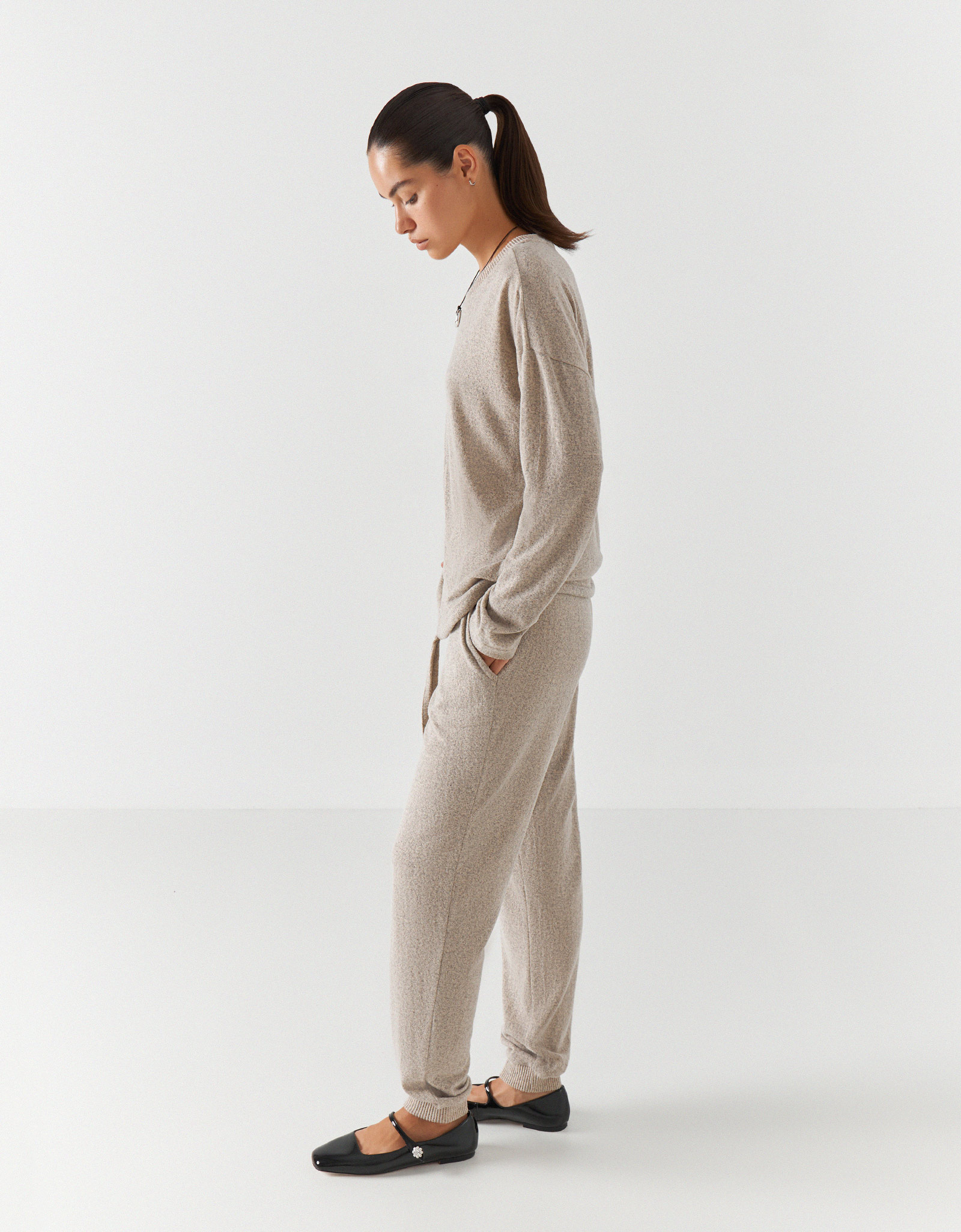 Костюм женский, домашний, с брюками, полиэстер/спандекс, бежевый, Bertha, image-2