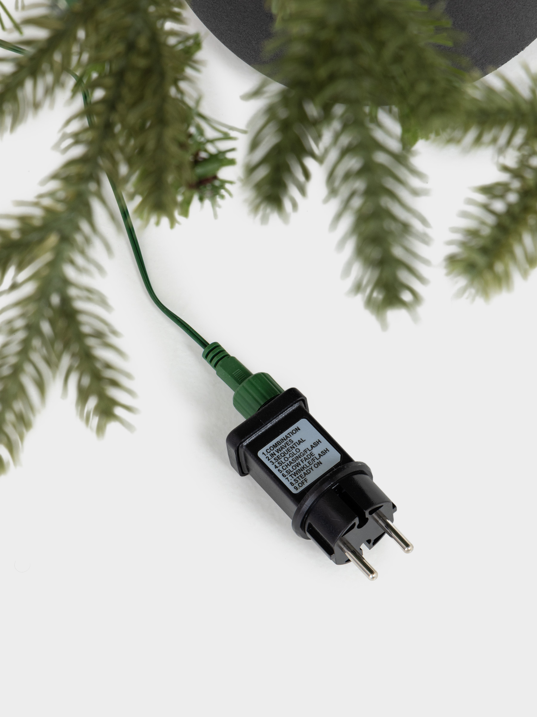 Жасанды шырша, 1,5 м, жарықтандырылған, құмырада, полиэтилен, Conifer decor, image-4