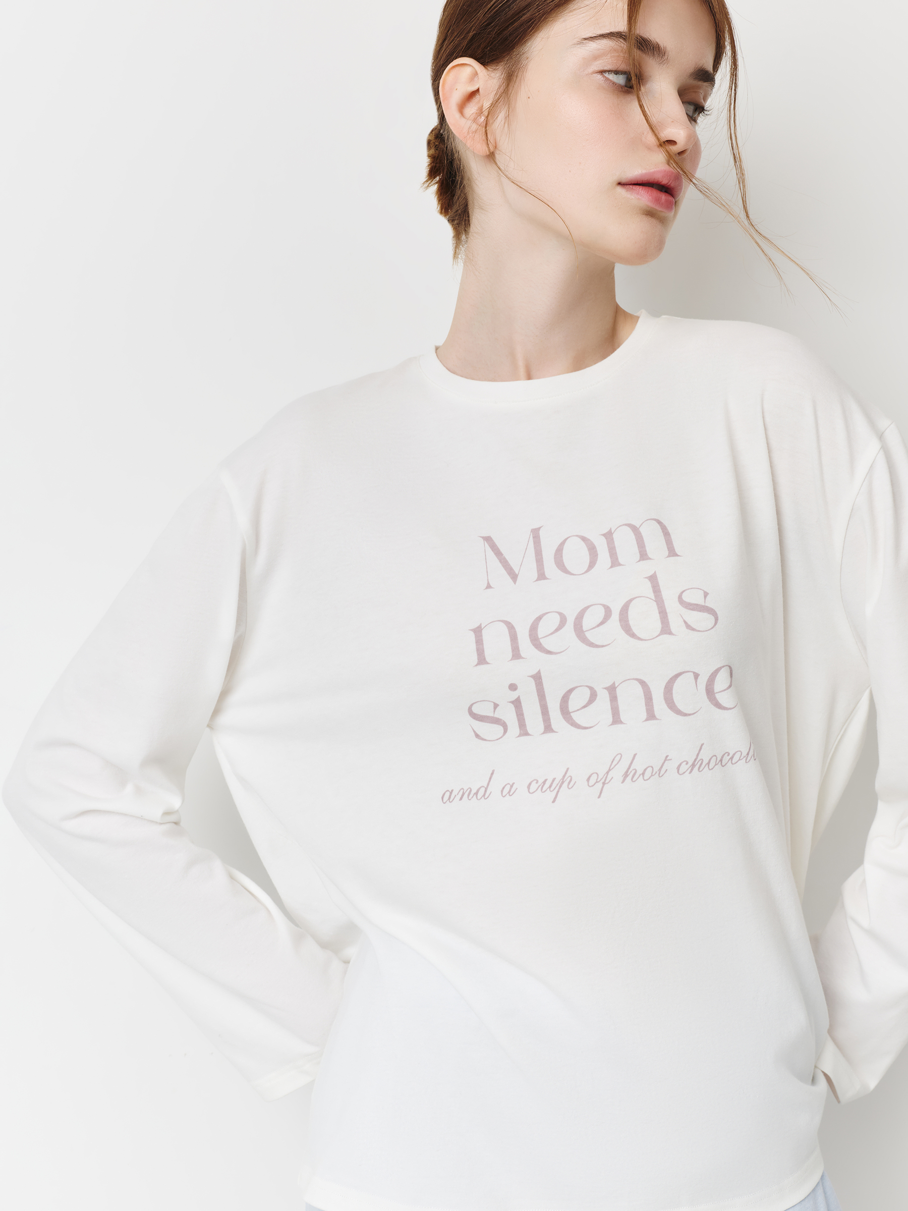 Лонгслив женский, домашний, р. L, хлопок/полиэстер/эластан, молочный, Mom needs silence, Ankina, image-3