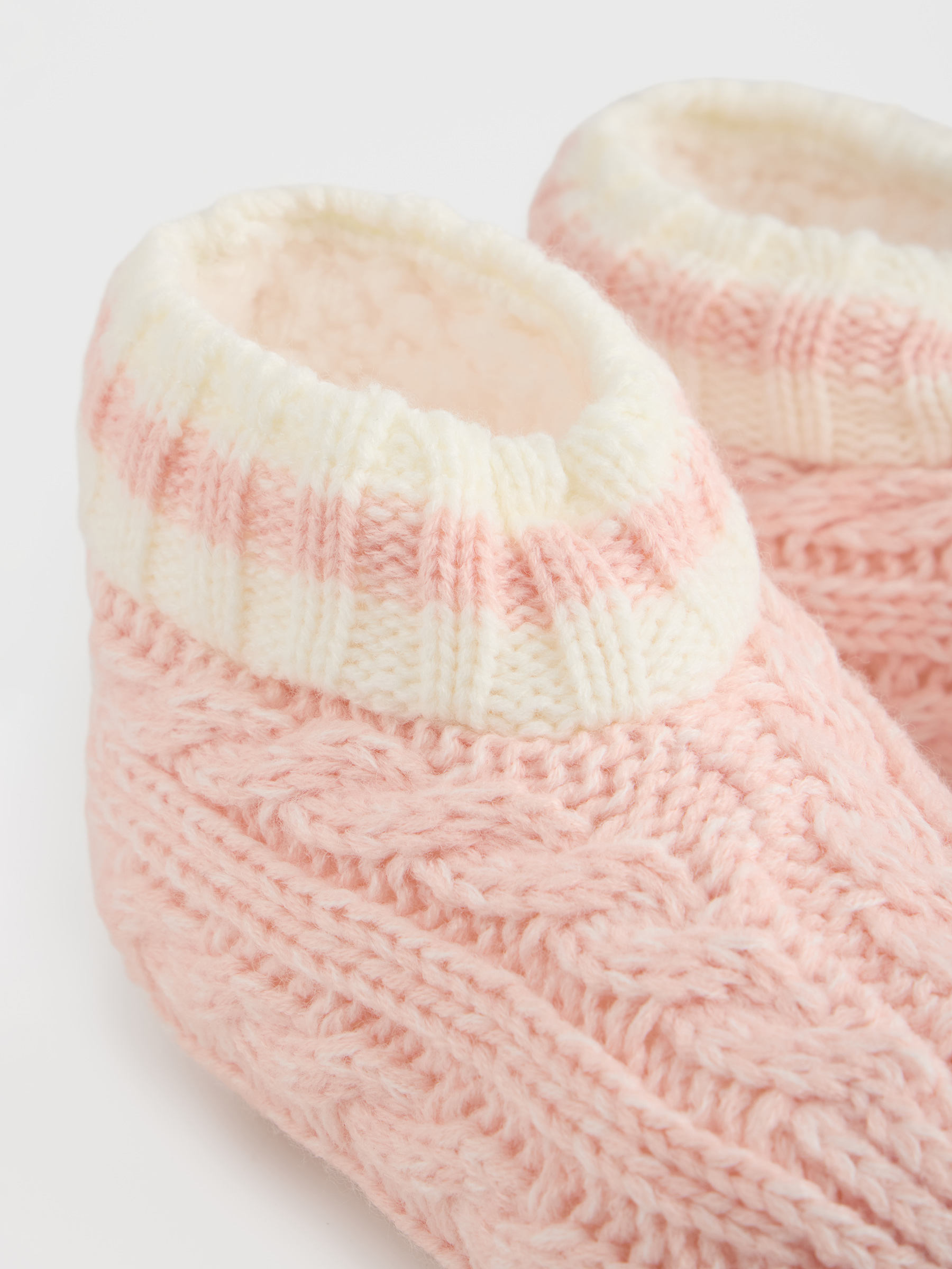 Носки детские, домашние, акрил/шерпа, розовые, Косы, Knitted soft, image-3