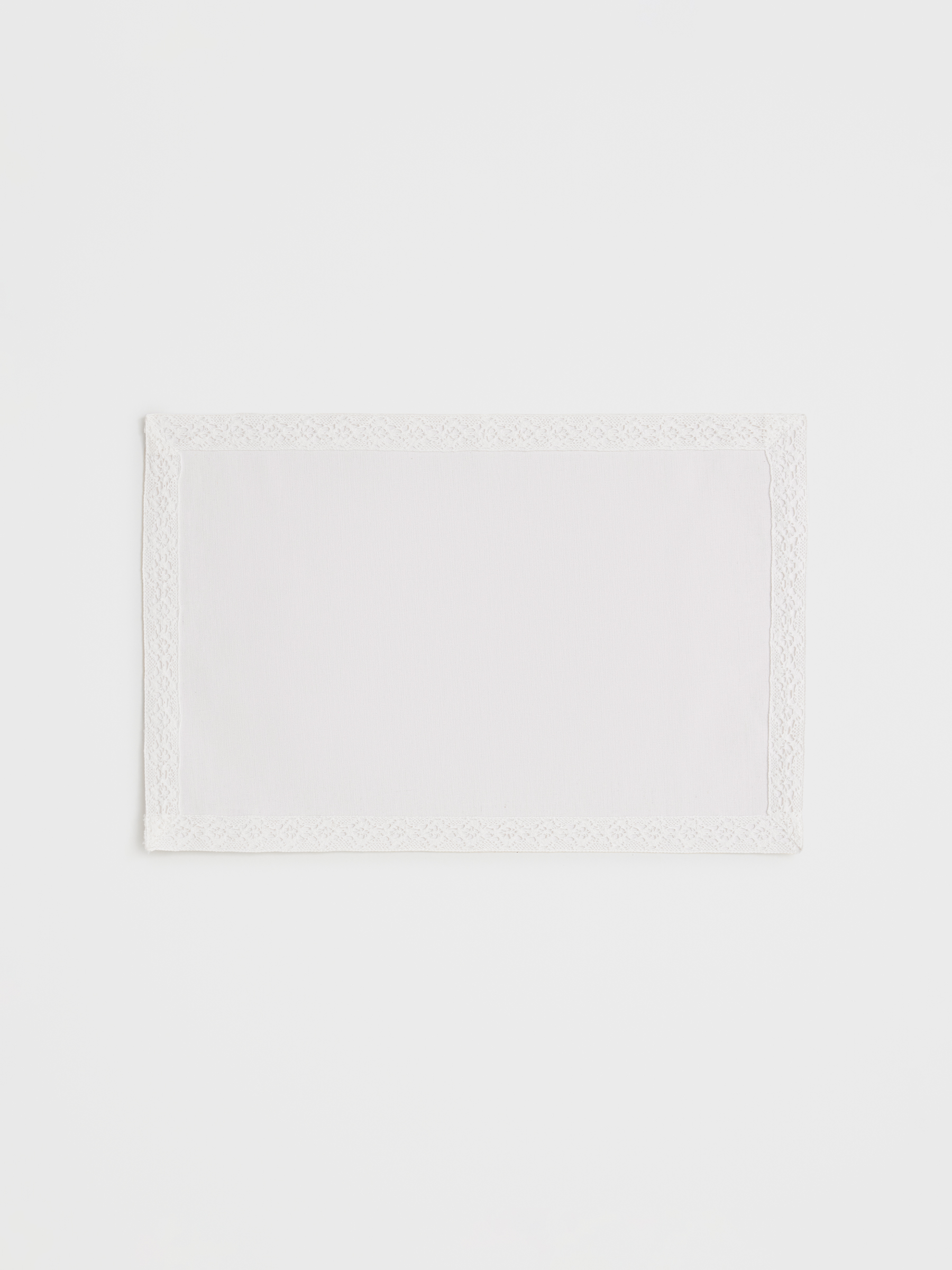 Салфетка под приборы, 30х45 см, с покрытием PU, полиэстер/вискоза/лен, белая, Кружево, Comely lace, image-1