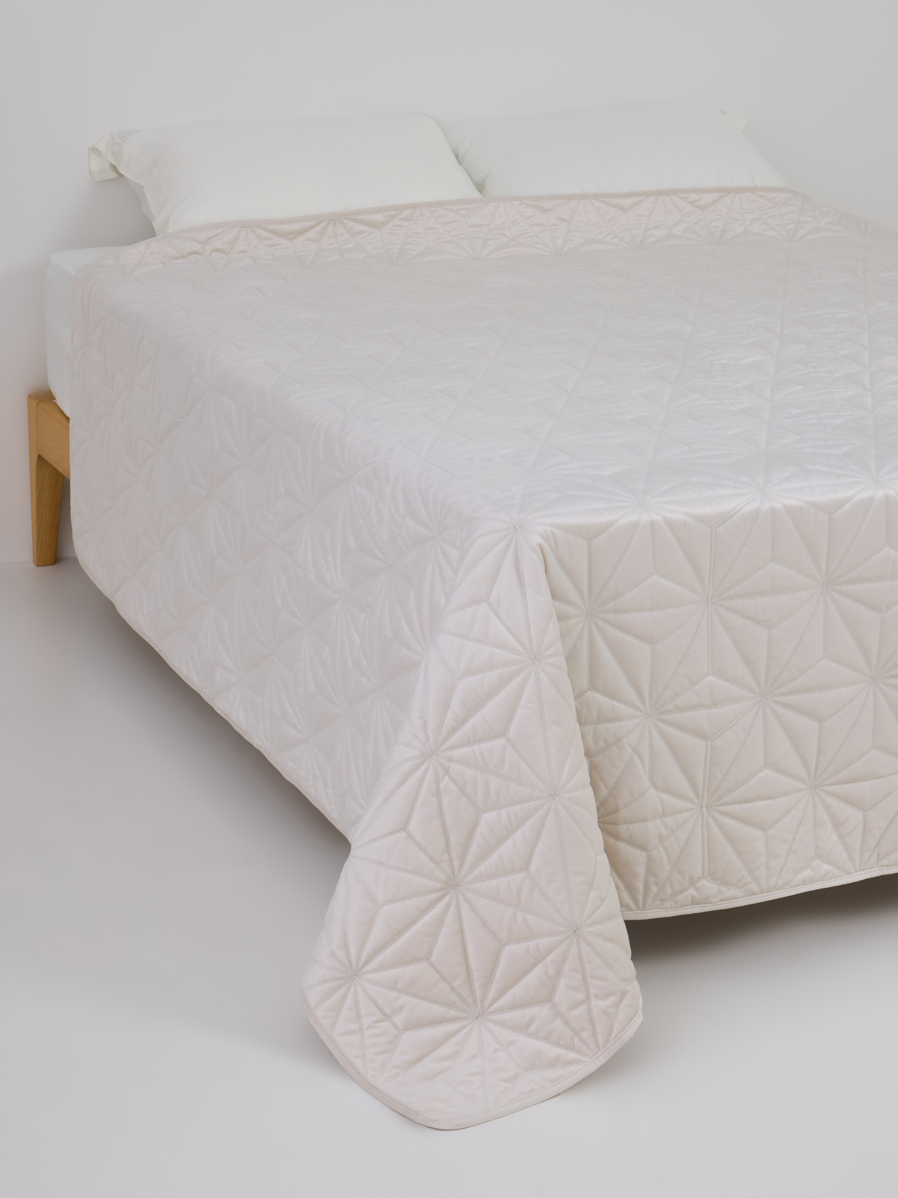 Төсек жапқыш, 220х240 см, сырылған, барқыт/микрофибра, құмды, Toulouse, Stitch velvet, image-0