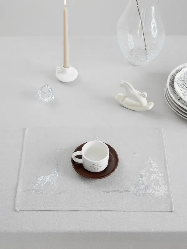 Салфетка под приборы, 30х45 см, полиэстер, прямоугольная, светло-серая, Олень и ели, Forest fawn, image-5