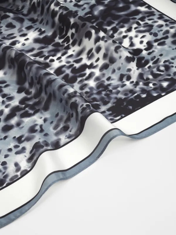 Әйелдер орамалы, 70х70 см, полиэстер, қара және сұр, жануарларға арналған баспа, Kerchief, image-2