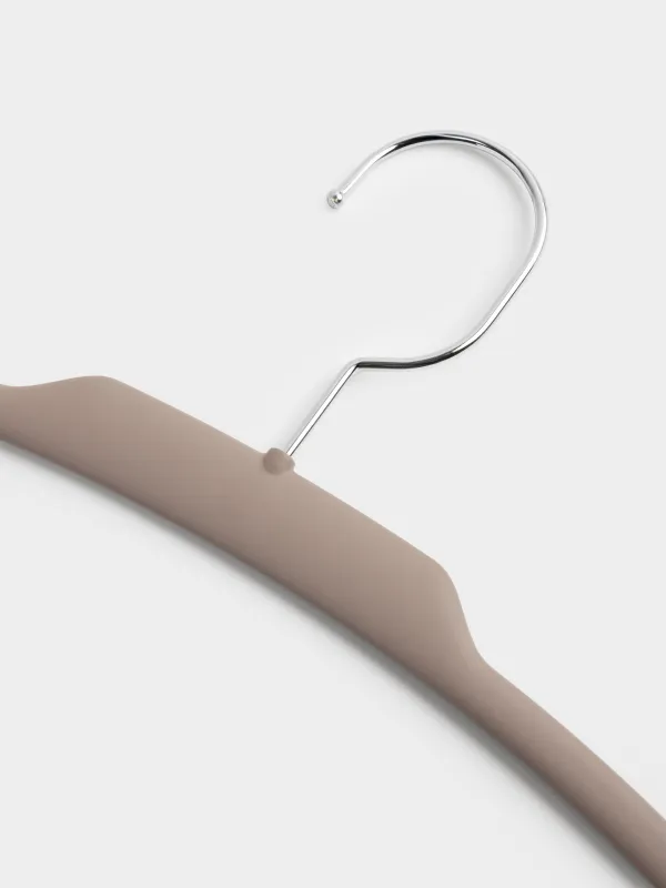 Ілгіш, 42 см, 3 дана, пенжек пен сырт киімдерге арналған, пластик, мокко, Good house, image-2