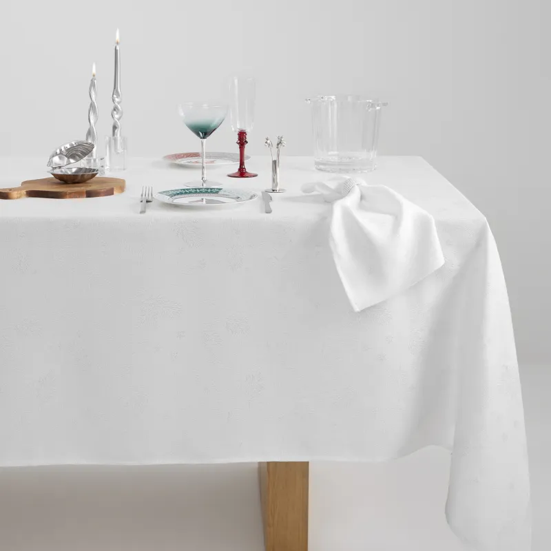 Скатерть, 170х250 см, жаккард, полиэстер, белая, Хвойные ветви, Coniferous