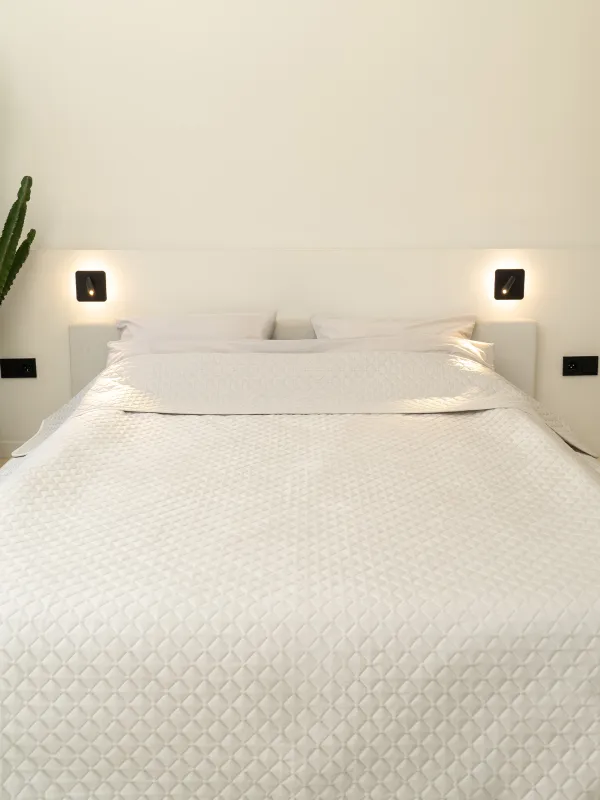 Покрывало, 220х240 см, стеганое, вельвет/микрофибра, бежево-серое, Stitch velvet, image-0