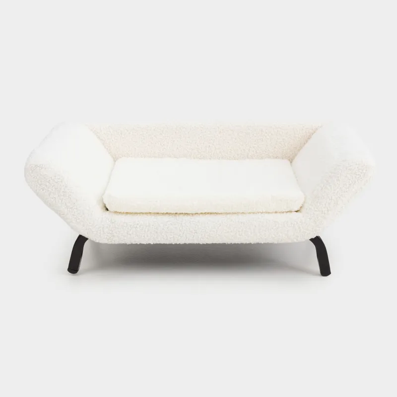 Жануарларға арналған шезлонг-диван, 64х35х24 см, букле/ағаш, сүт түстес, Boucle