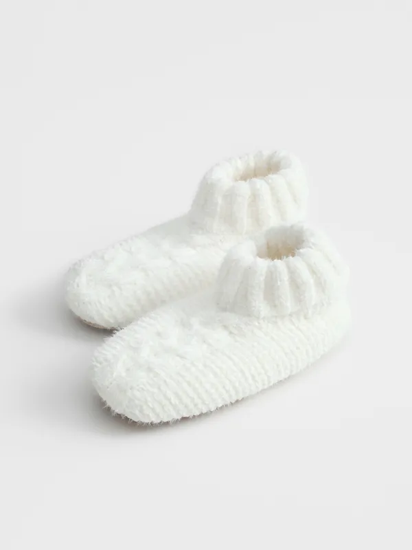 Әйелдер тәпішке-шұлықтары, үйге арналған, өлшемі 39-41, шенилл/шерпа, сүт түстес, Өрімдер, Knitted soft, image-3