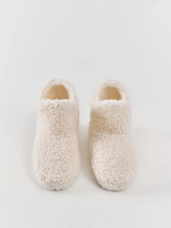 Әйелдер тәпішкелері, үйге арналған, өлшемі 36-37, ұзын, шерпа, сүт түстес, Cozy winter, image-1