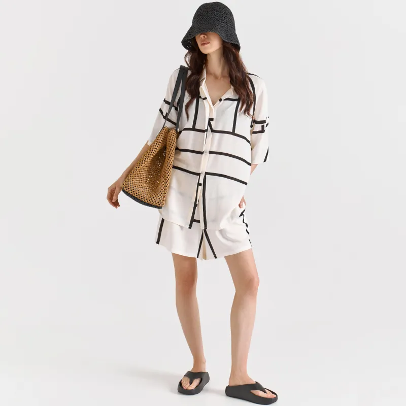 Шорты черно-белые, Линии, Nataly