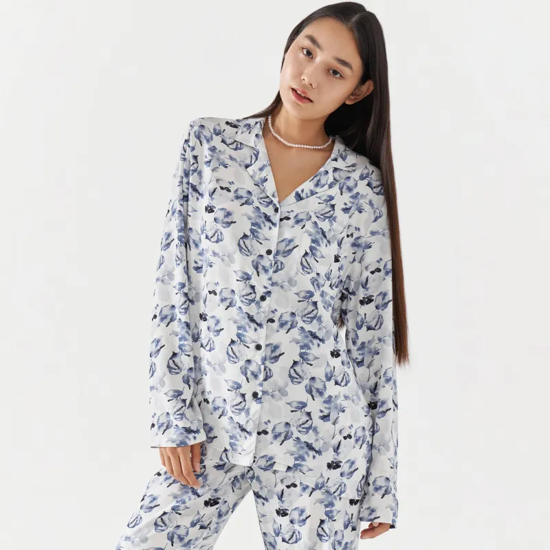 Әйелдерге арналған жейде, үйге арналған, Өлшемі L, ұзын жеңді, вискоза, ақ және көк, Жапырақтар, Lori