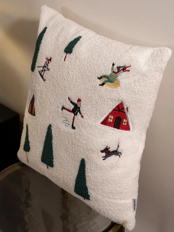 Сәндік жастық, 45х45 см, шерпа, сүт түстес, Қысқы қызықтар, Қарлы үйлер, image-7