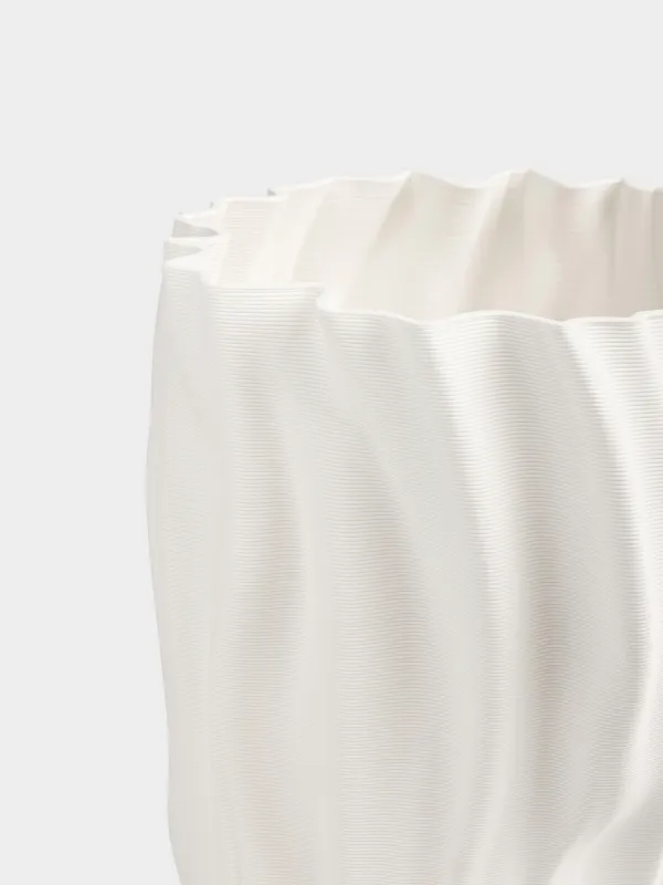 Гүл вазасы, 28 см, керамика, сүт түстес, Фактуралы иілімдер, Crumple, image-1