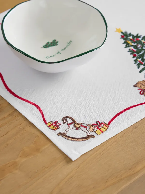 Аспаптарға арналған майлық, 30х45 см, полиэстер, тікбұрыш, ақ, Шырша мен жылқылар, Holiday horse, image-3