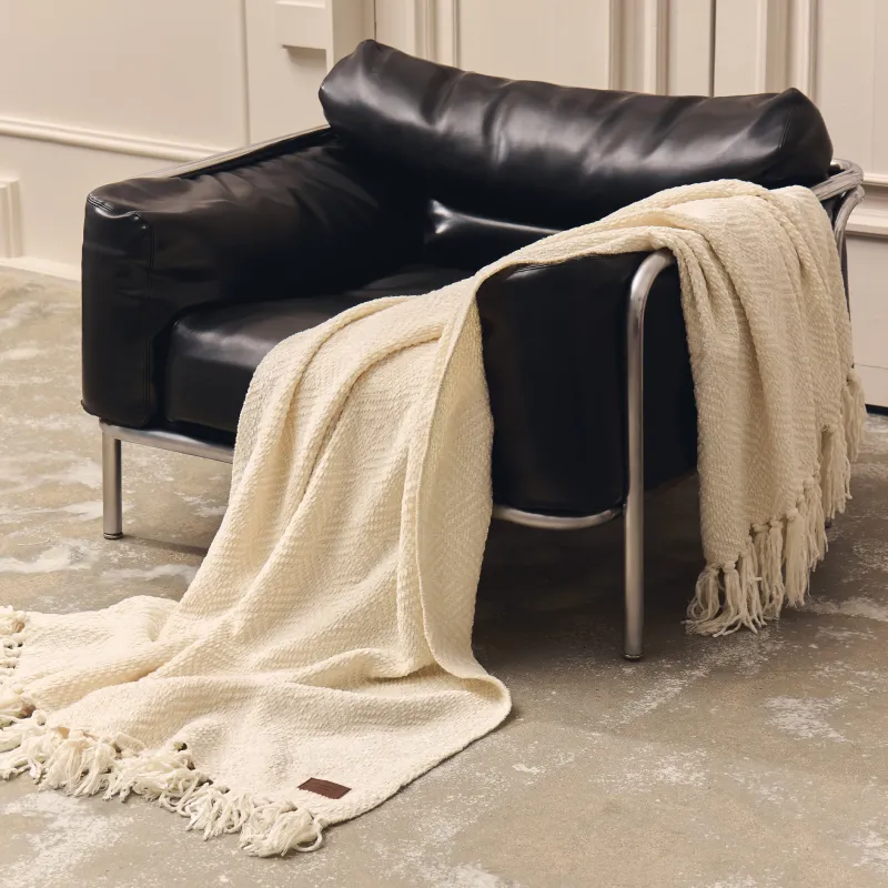 Жамылғы, 130х170 см, шашағы бар, шенилл, сүт түстес, Chenill