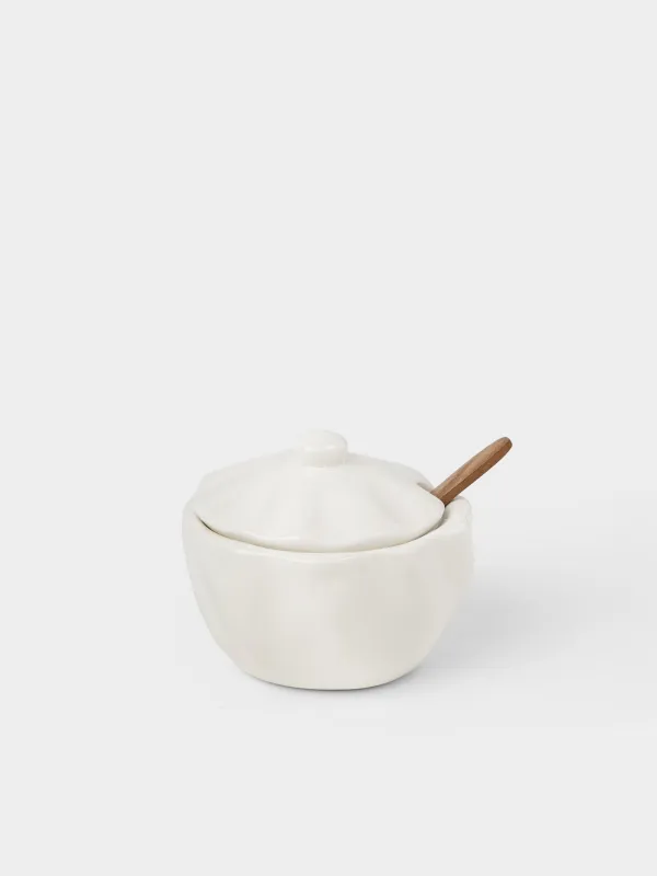 Қант ыдысы, 9 см, 290 мл, қасығы бар, керамика/бамбук, сүт түстес, Толқынды жиек, Crumple, image-0