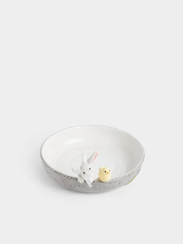 Терең ыдыс, 26х6 см, керамика, сүт түстес және сұр, Себеттегі қоян мен балапан, Easter, image-1