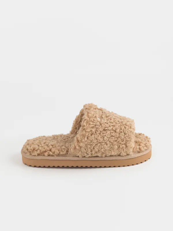 Тапочки домашние, Curled, image-0