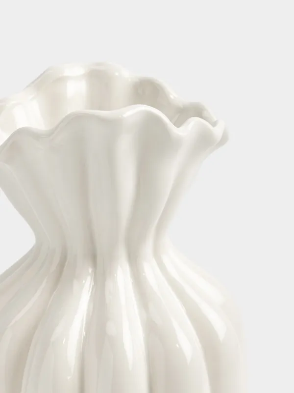 Гүл вазасы, 22 см, фарфор Р, сүт түстес, Иілімдер, Crumple, image-1