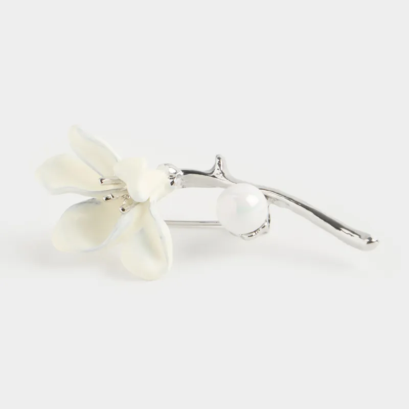 Брошь, 6 см, металл/пластик, серебристая, Цветок, Jewelry flower
