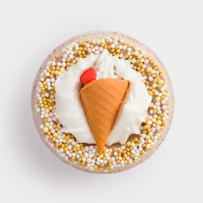 Ваннаға арналған бомба, 130 гр, ойыншығы бар, қызғылт, Кілегейлі зефир, Балмұздақ вафлиі, Food spa