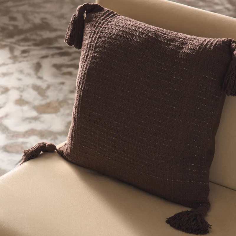 Сәндік жастық, 45х45 см, шашақтары бар, мақта/люрекс, қоңыр, Тор, Strike