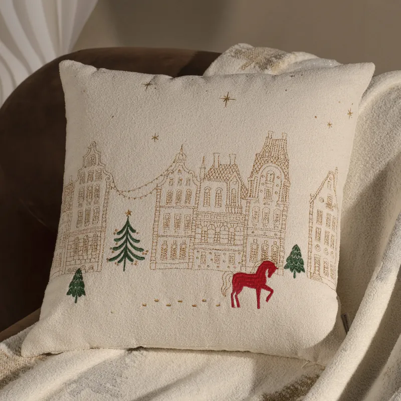 Сәндік жастық, 45х45 см, букле, сүт түстес, Жылқы, Boucle