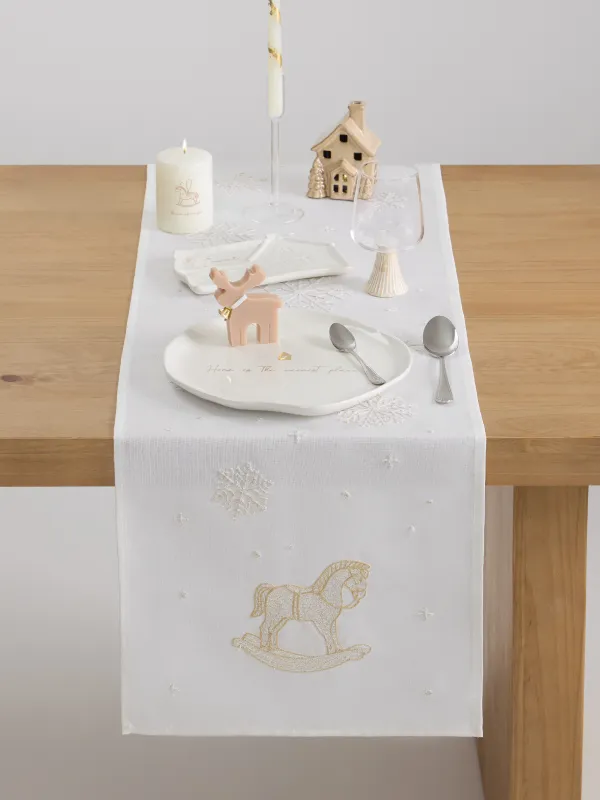 Үстел төсеніші, 40х160 см, полиэстер, сүт түстес, Жылқы, Snow horse, image-1