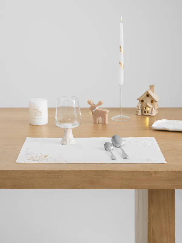 Аспаптарға арналған майлық, 30х45 см, полиэстер, тікбұрышты, сүт түстес, Жылқы, Snow horse, image-1