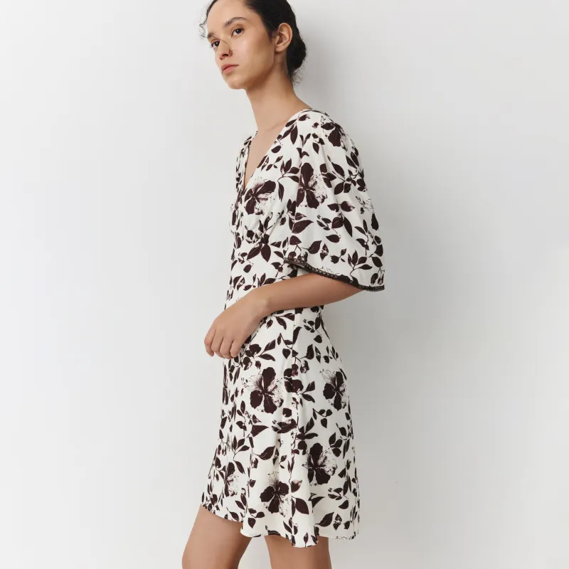 Әйелдер көйлегі, миди, өлшемі L, қысқа жеңді, вискоза, сүт түстес, Гүлдер, Kirsti