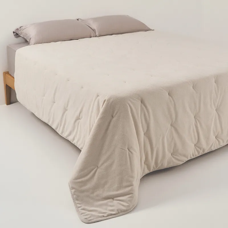 Төсек жапқыш, 220х240 см, сырылған, барқыт/микрофибра, сүт түстес, Stitch velvet